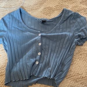 buttoned up Crop top